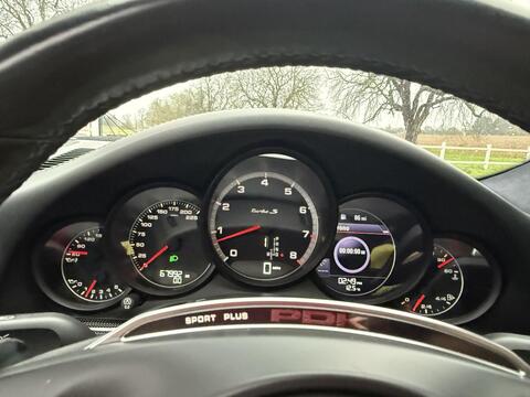 Porsche 911 view 42