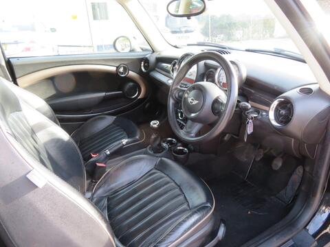 Mini Clubman view 9