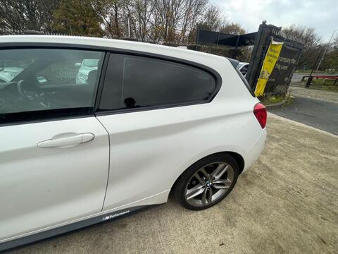 BMW 1 Series view 23
