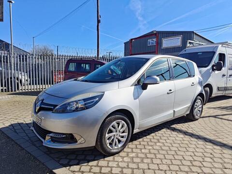 Renault Scenic view 27