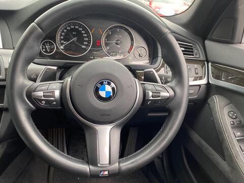 BMW 5 Series view 28