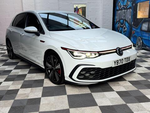 Volkswagen Golf view 2