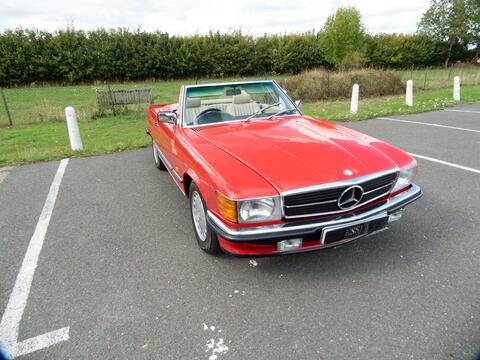 Mercedes-Benz SL view 27