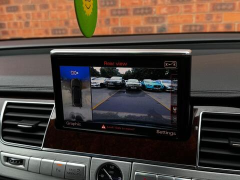 Audi A8 view 39