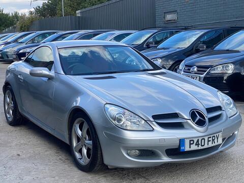 Mercedes-Benz SLK view 3