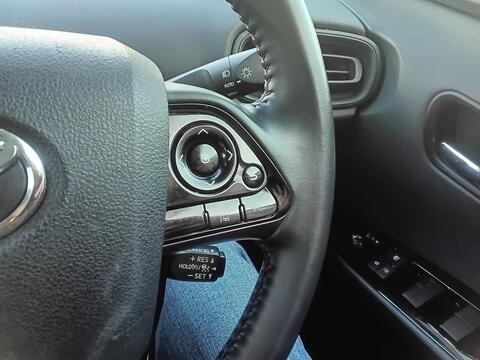 Toyota Prius view 30