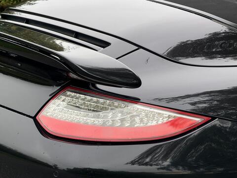 Porsche 911 view 45