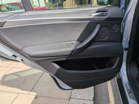 BMW X5 M view 18