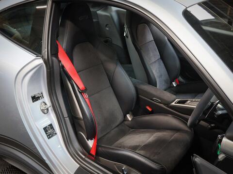 Porsche 911 view 63