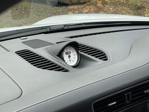 Porsche 911 view 33