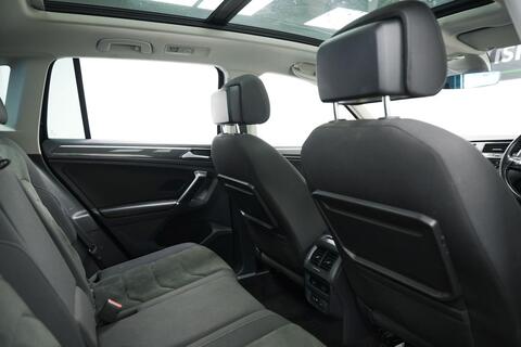 Volkswagen Tiguan view 13