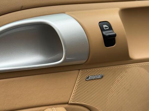 Porsche 911 view 56