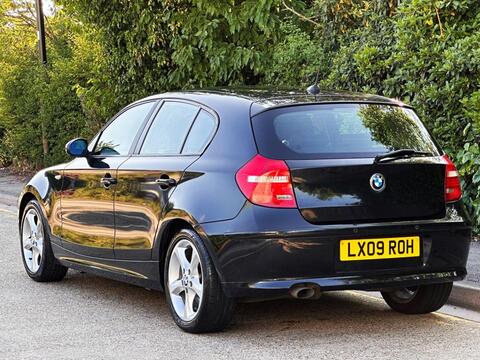 BMW 1 Series view 6