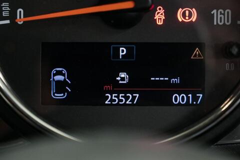 Mini Hatch view 23