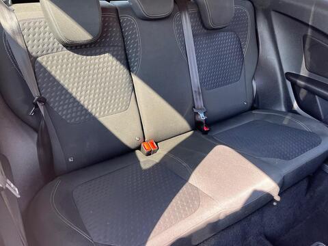 Ford Fiesta view 21