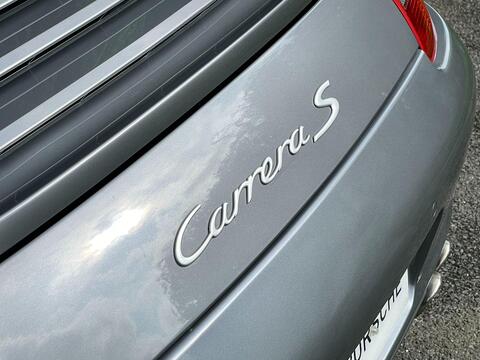Porsche 911 view 63