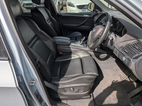 BMW X5 M view 26