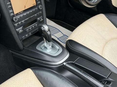 Porsche 911 view 37