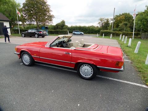 Mercedes-Benz SL view 20