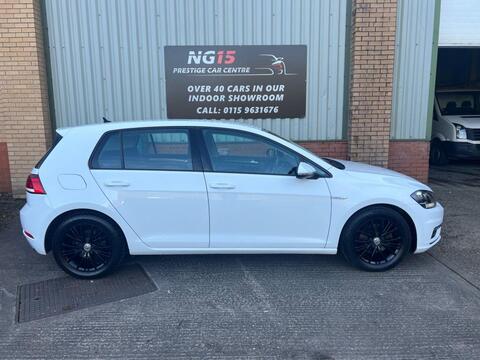Volkswagen Golf view 2