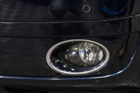 Volkswagen Caravelle view 32