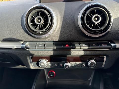 Audi A3 view 27