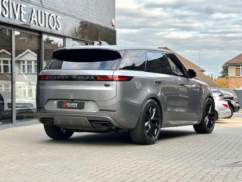 Land Rover Range Rover view 3