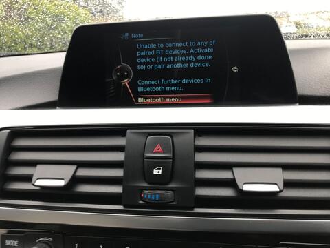BMW 3 Series view 23