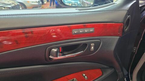 Lexus LS view 17