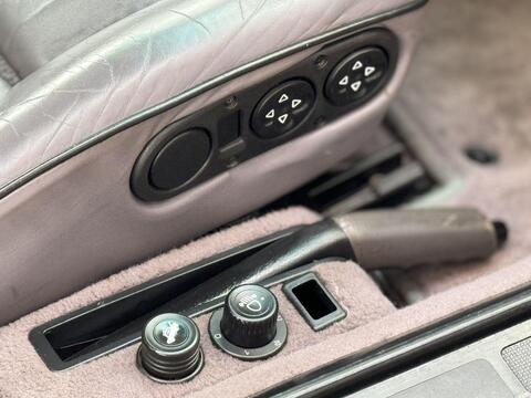 Porsche 928 view 26