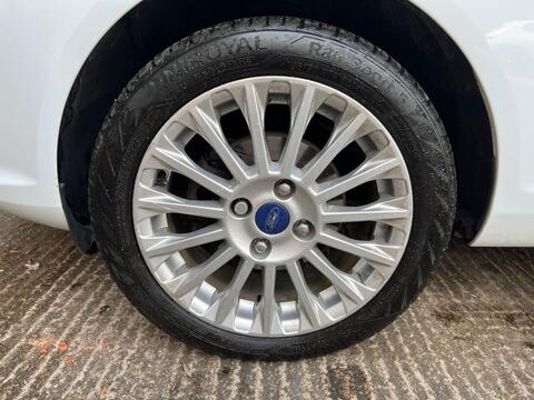 Ford Fiesta view 23
