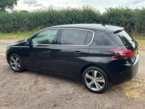 Peugeot 308 view 5