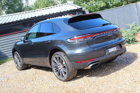 Porsche Macan view 18