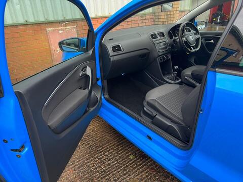 Volkswagen Polo view 11