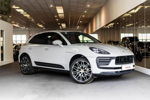 2022 Porsche Macan
