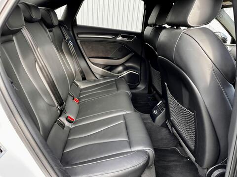 Audi RS3 view 32