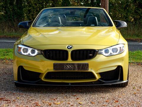 BMW M4 view 3
