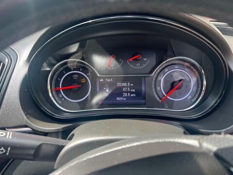 Vauxhall Insignia view 24