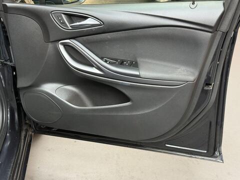 Vauxhall Astra view 32