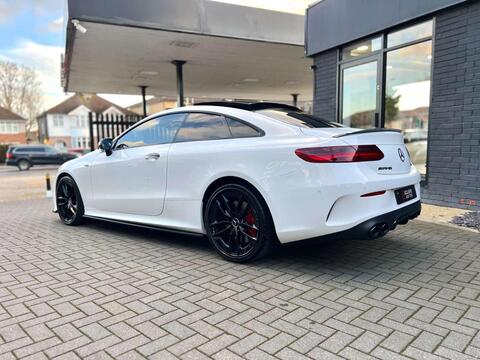 Mercedes-Benz E-Class view 12