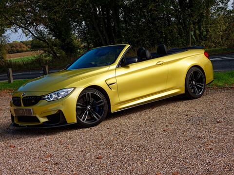 BMW M4 view 5