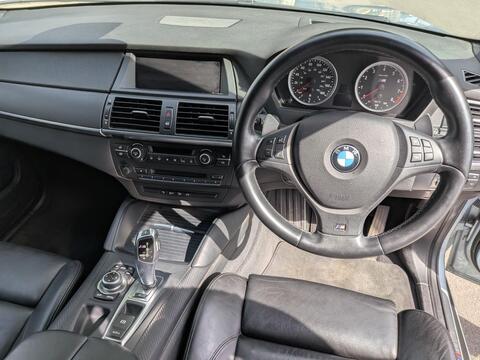 BMW X5 M view 27
