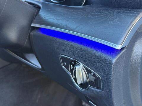 Mercedes-Benz E Class view 57