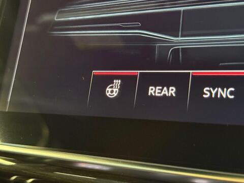 Audi SQ7 view 59