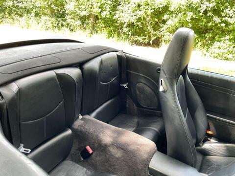 Porsche 911 view 23