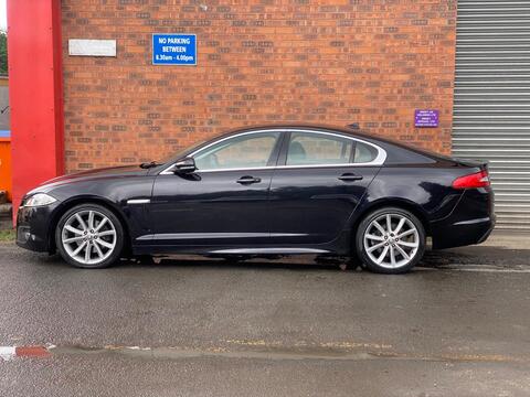 Jaguar XF view 22