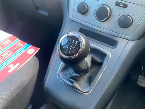 Vauxhall Zafira view 42