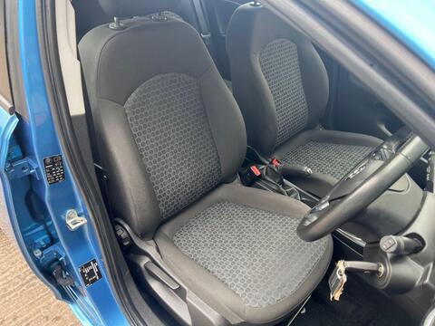 Vauxhall Corsa view 12