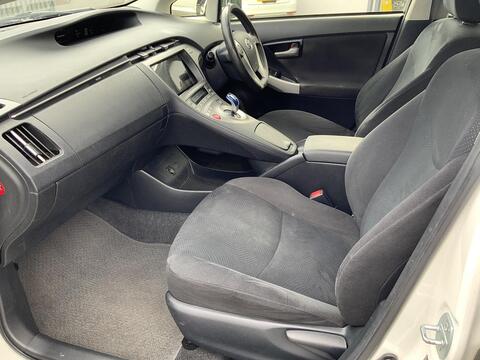 Toyota Prius view 26