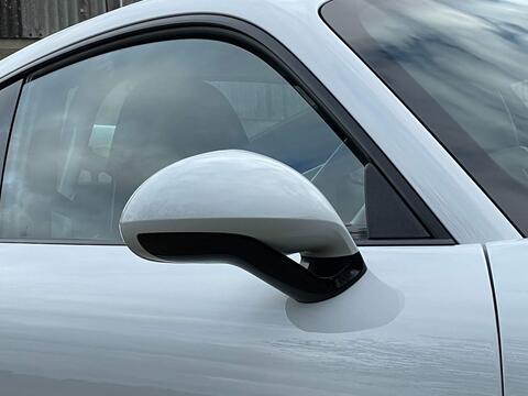 Porsche 911 view 66